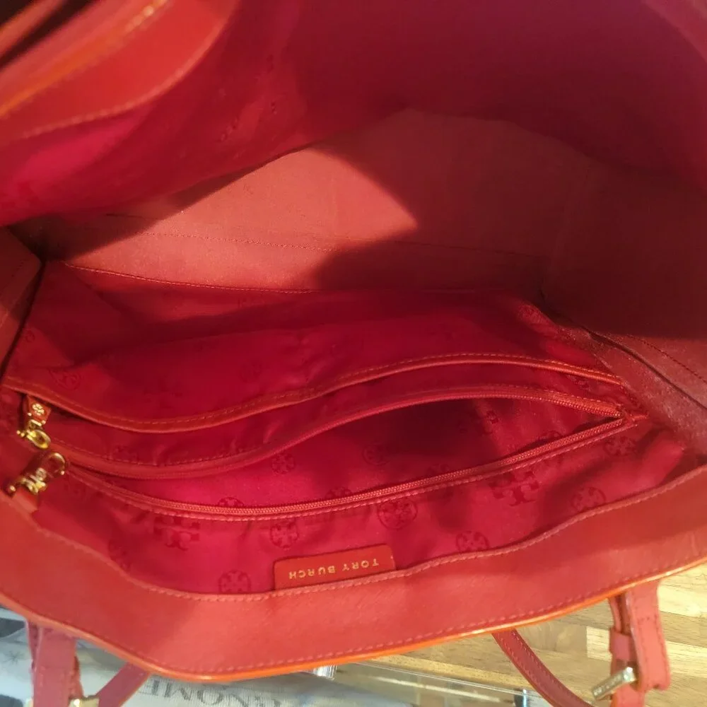 Tory Burch York Buckle Tote - Red Saffiano Leather